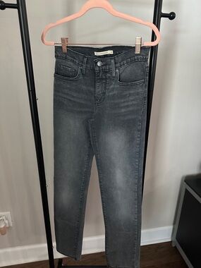 Levi's Skinny Jeans in Washed Black
